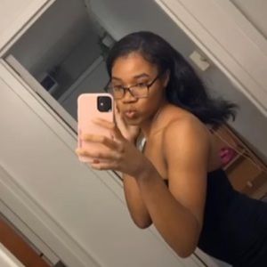 Meet your Posher, Teyah